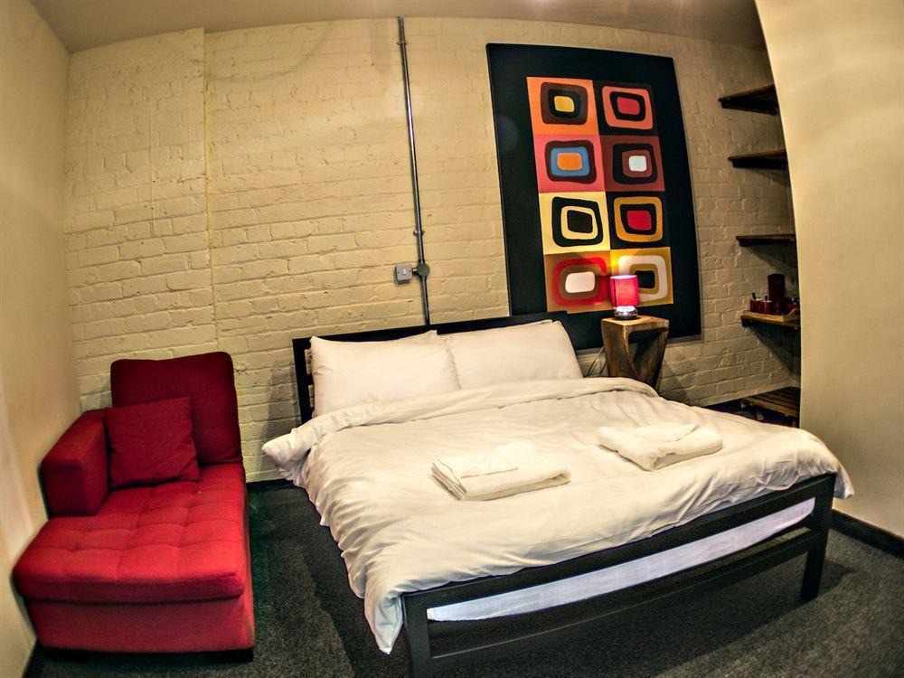 Victoria Warehouse Hotel ซัลฟอร์ด ภายนอก รูปภาพ