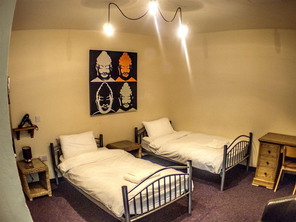 Victoria Warehouse Hotel ซัลฟอร์ด ภายนอก รูปภาพ